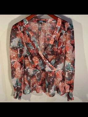 NWOT Eva Franco Long Sleeve V Neck Floral Metallic Polka Dot Blouse Size 6